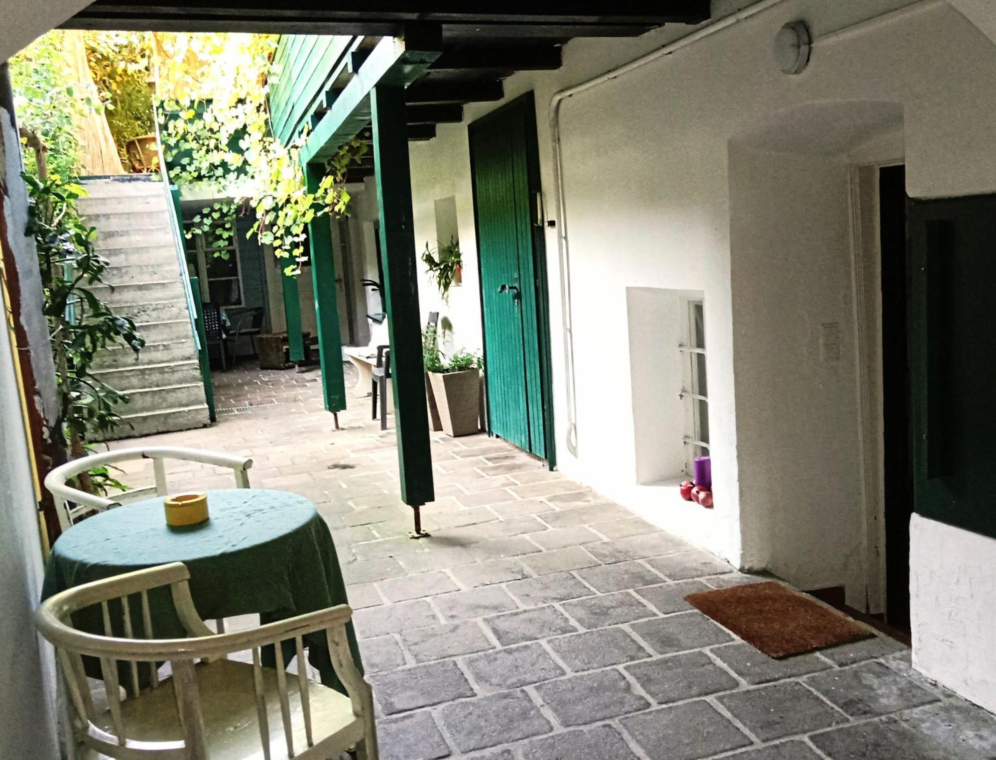 Apartment Mit 1 Schlafzimmer In Altstadthaus Sankt Veit an der Glan Luaran gambar